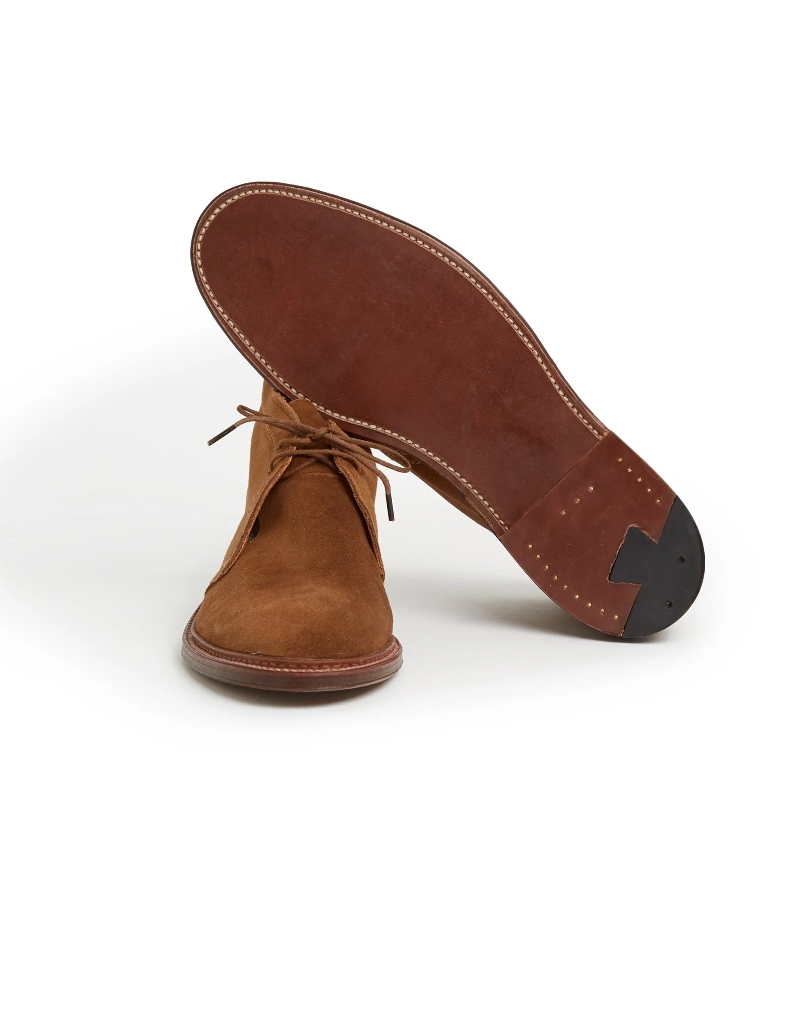 Alden Unlined Suede Chukka Boot: Snuff 1493 - Image 3