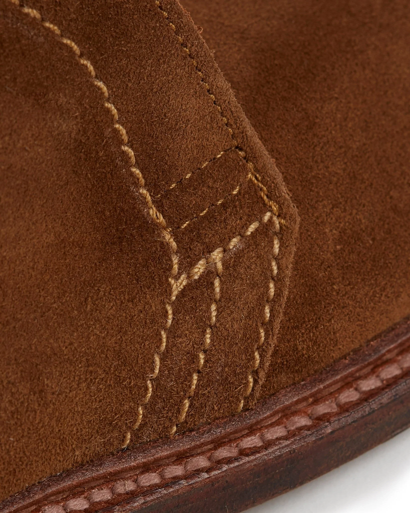 Alden Unlined Suede Chukka Boot: Snuff 1493 - Image 5