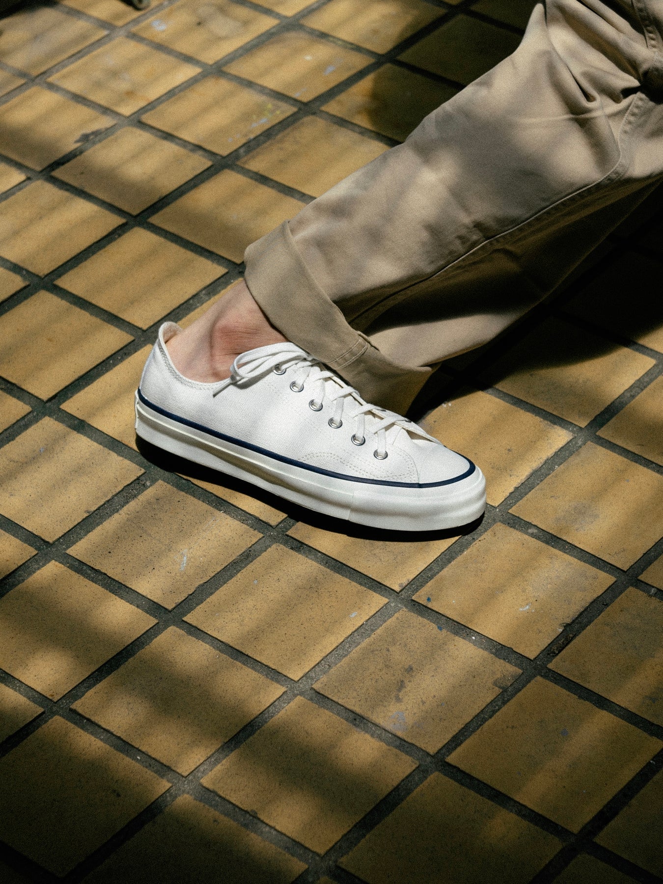 Asahi 046 Canvas Athletic Shoes: White - Image 6